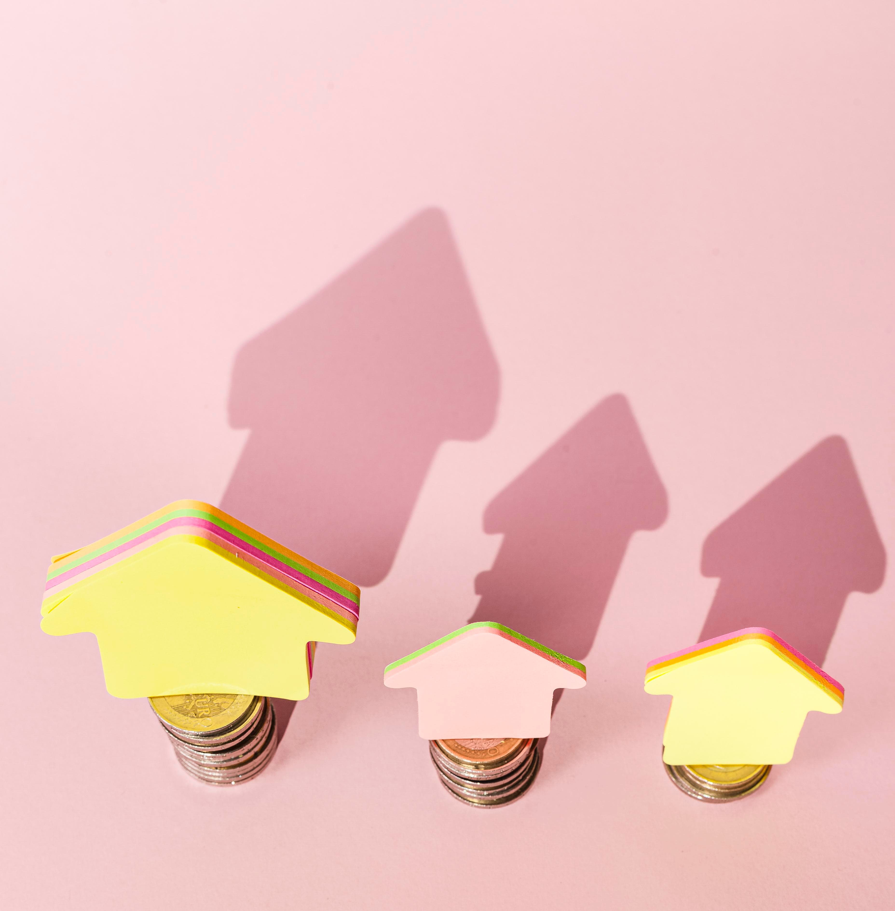 cómo el costo del financiamiento influye directamente en las decisiones patrimoniales actuales.